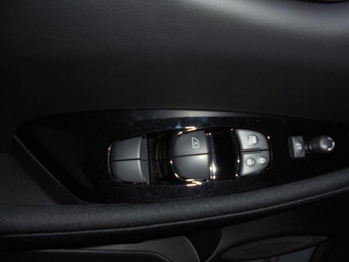 Nissan Leaf N-Connecta, Winterpaket, LED, Navi, 360 Kamera, u.v.m.
