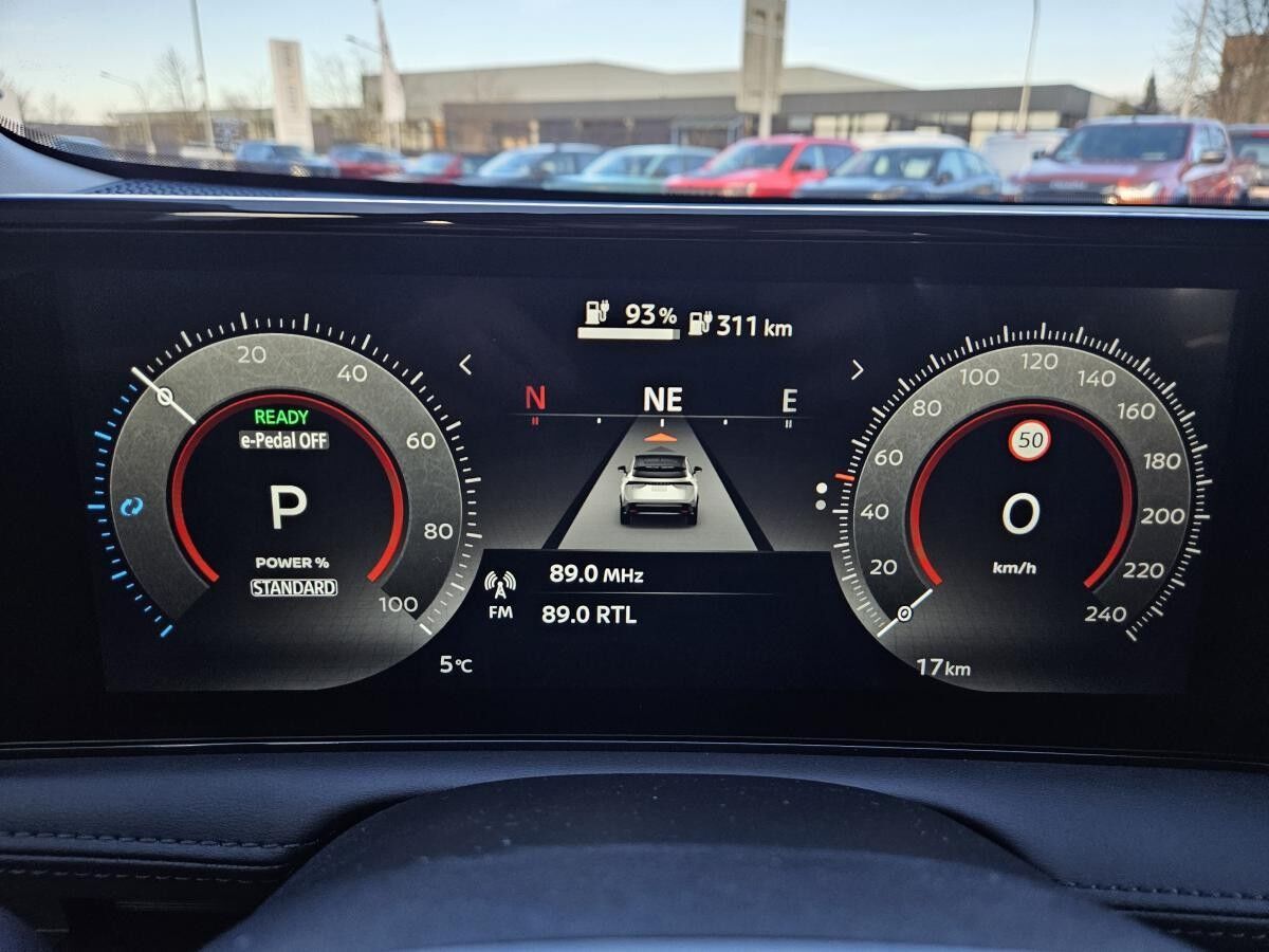 Nissan Ariya Navi, Sitz- und Lenkradhzg., Alu 19", LED, Navi, u.v.m.