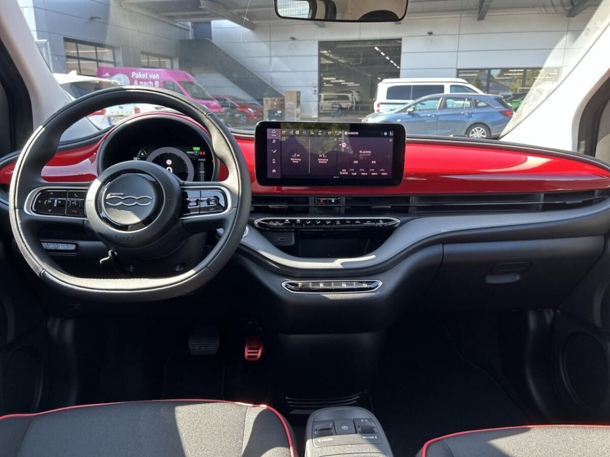 Fiat 500e RED🌟Sitzheizung/Kamera/Sensoren🌟