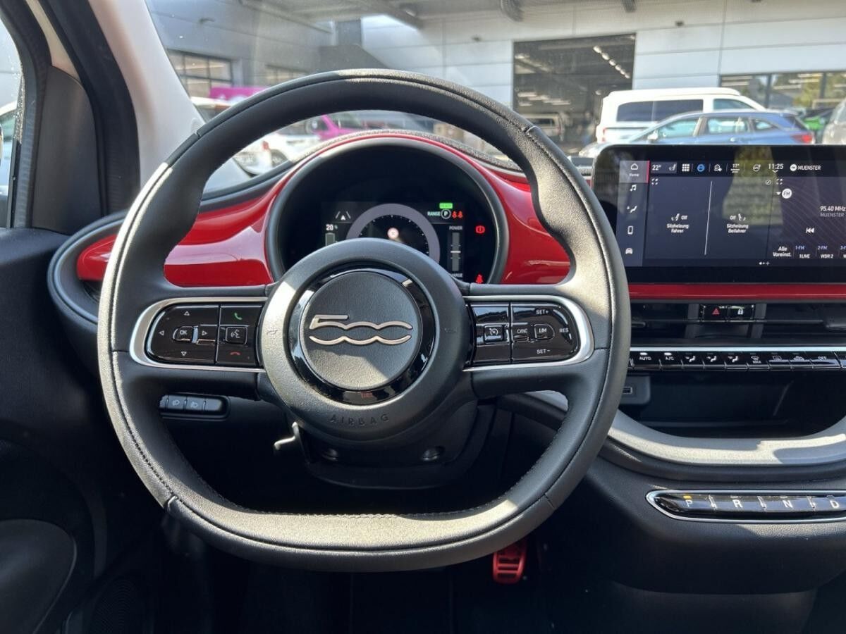 Fiat 500e RED🌟Sitzheizung/Kamera/Sensoren🌟