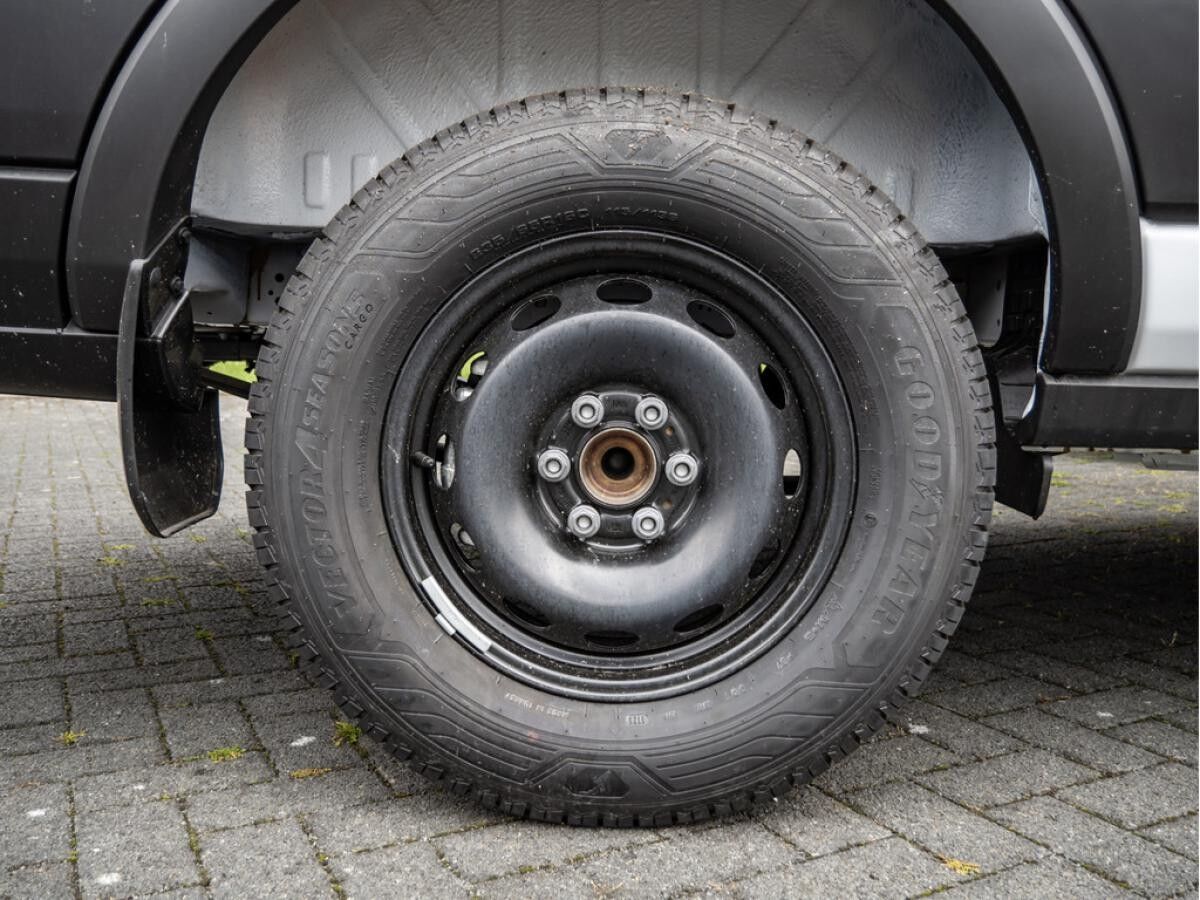 Ford Transit L3 350 Doppelkabine Kamera und Xenon