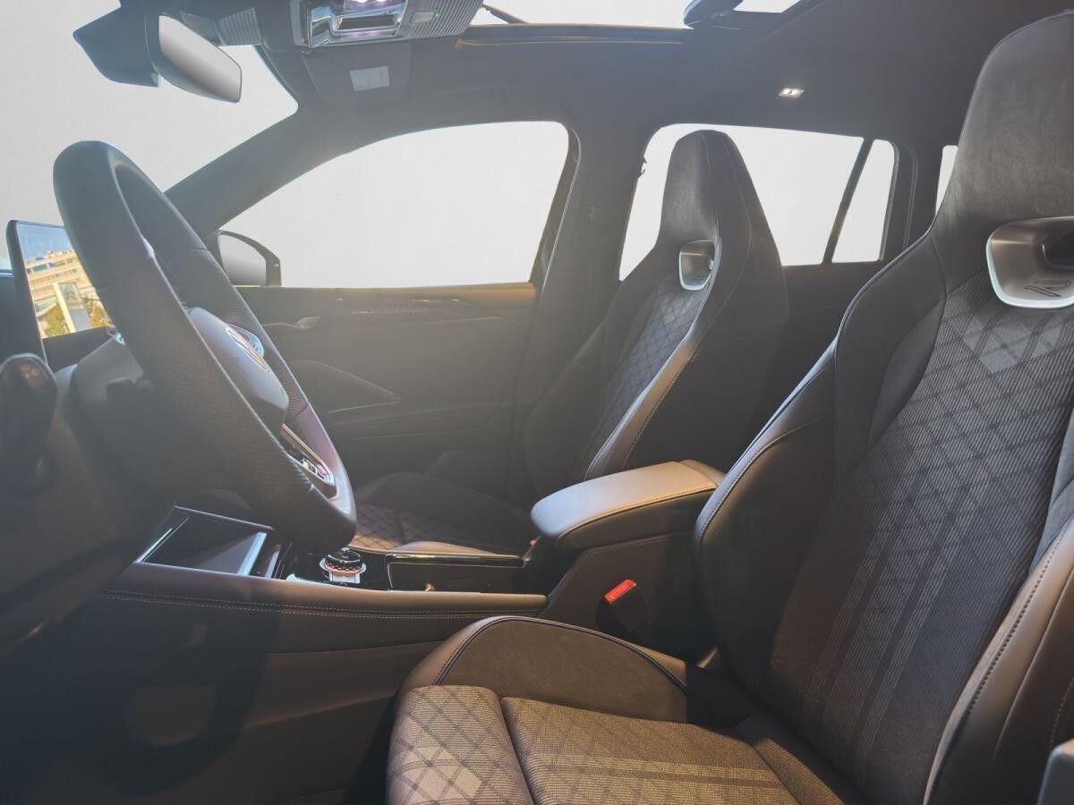 Volkswagen Tiguan R-Line 2.0 TSI 4MO DSG BLACKSTYL PANO AHK