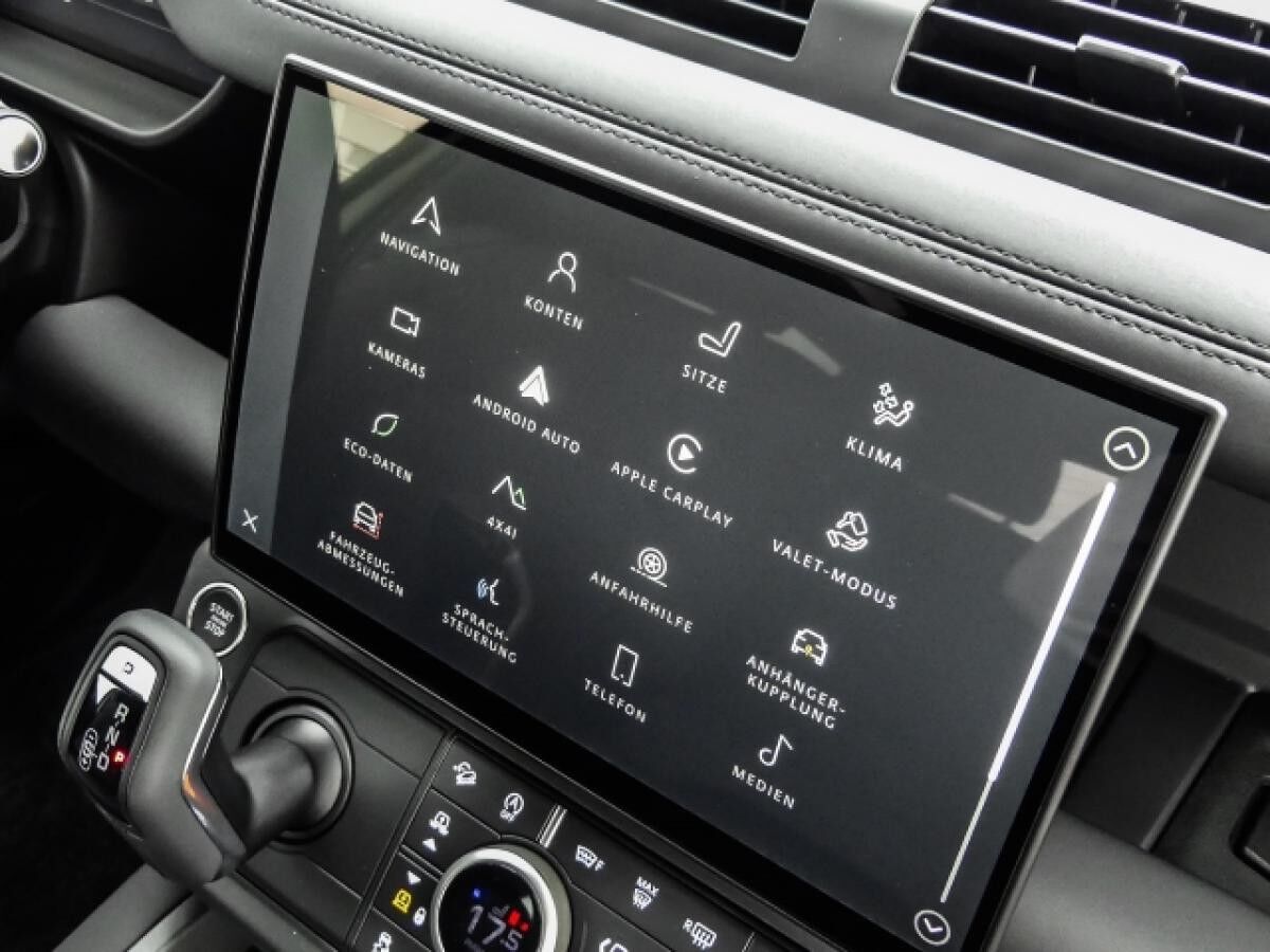 Land Rover Defender 90 X-Dynamic SE D250 Mild-Hybrid Luftfederung AHK Navi Memory Sitze Soundsystem
