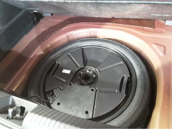 Volkswagen Taigo 1.5 TSI DSG R-LINE IQ.LIGHT WINTERRÄDER GARANTIE