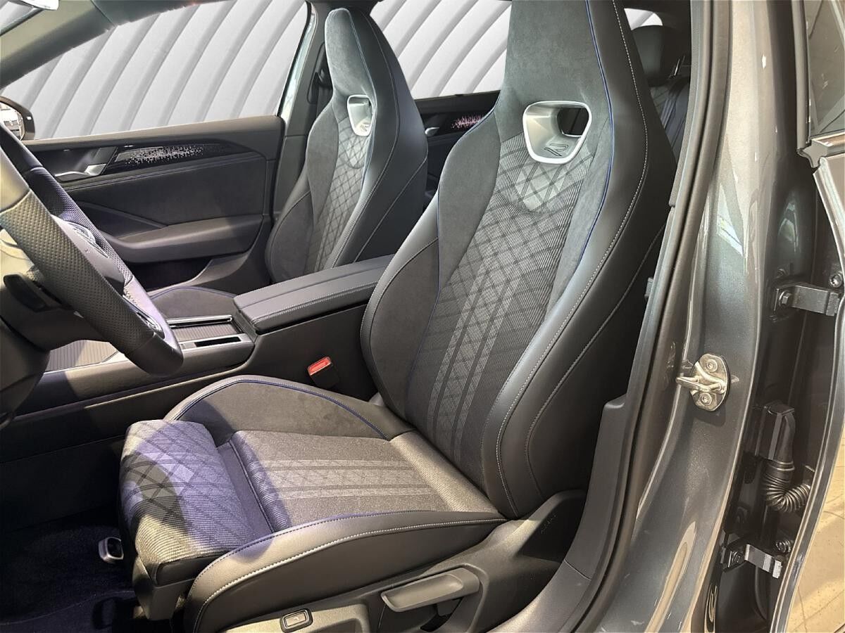 Volkswagen Passat Variant 2.0 TDI 142 kW 4Motion R-Line