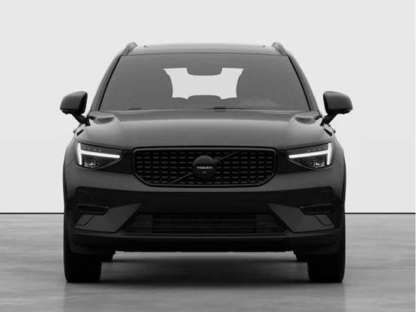 Volvo XC40 B3 Benzin DKG Automatik Ultra - Black Edition - mit Anhängerkupplung und Standheizung - Mj. 2026