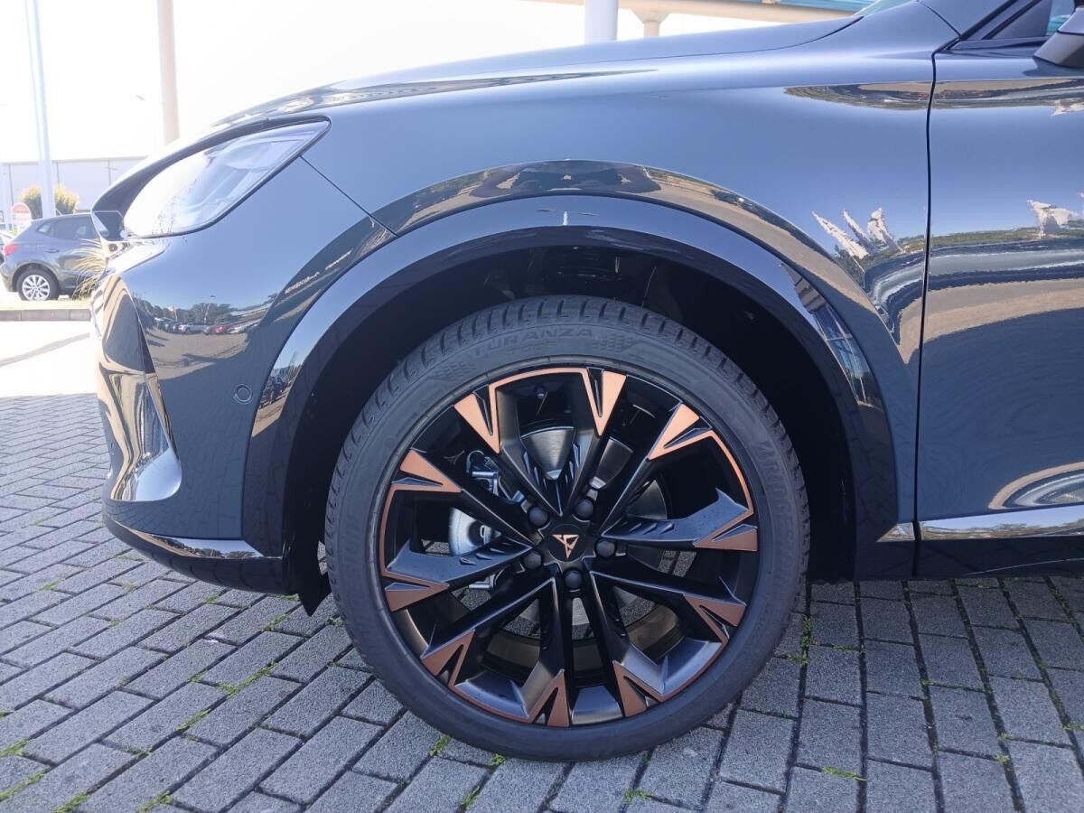 Cupra Formentor +++sofort verfügbar+++VZ 2.0 TSI 4Drive AHK Matrix Sennh.