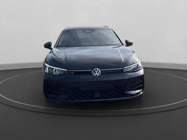 Volkswagen Passat R-Line, sofort greifbar!