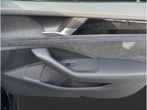 Volkswagen Passat R-Line, sofort greifbar!