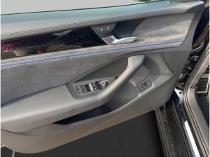 Volkswagen Passat R-Line, sofort greifbar!