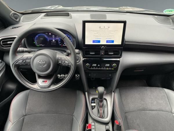 Toyota Yaris Cross Hybrid GR Sport+Navi+R.Kam+