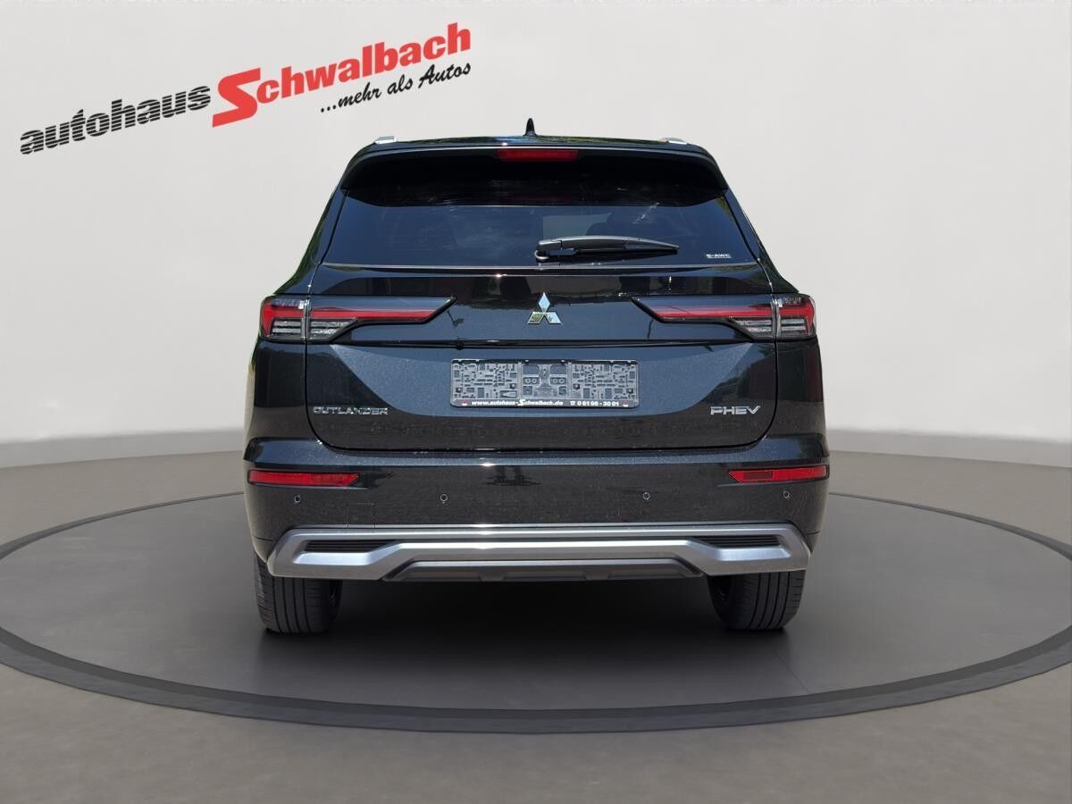Mitsubishi Outlander 2.4 PHEV TOP + LUXURY PAKET ***PRIVATKUNDEN AKTION***