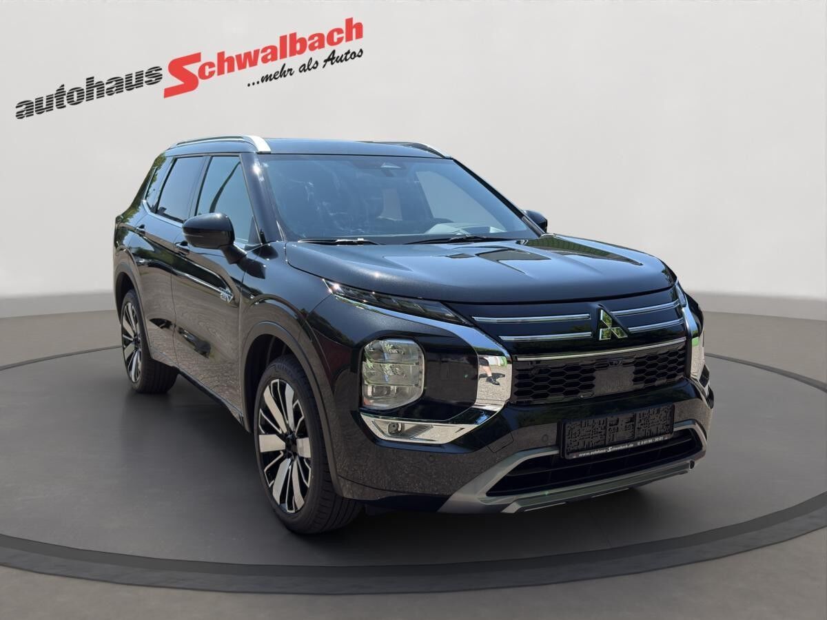 Mitsubishi Outlander 2.4 PHEV TOP + LUXURY PAKET ***PRIVATKUNDEN AKTION***