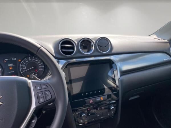 Suzuki Vitara Comfort+ 1.5 Hybrid Allgrip Panorama 5 Jahre Garantie