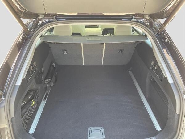 Audi A6 Avant Avant TDI quattro S troni