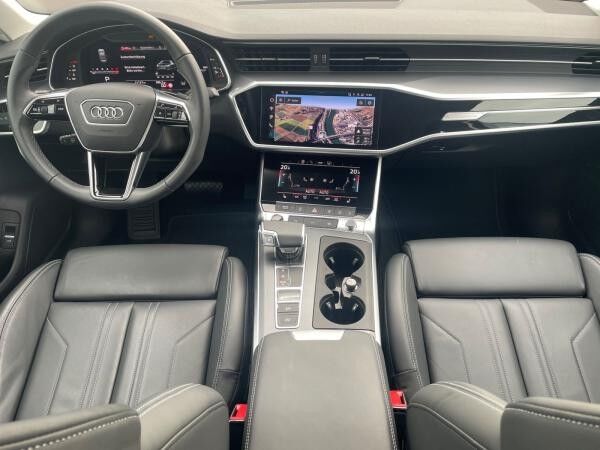 Audi A6 Limousine advanced 40 TDI quattro / Matrix