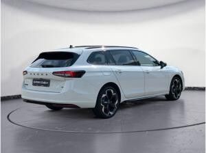 Skoda Superb Combi Sportline 1,5 TSI Plug-in-Hybrid 150 kW 6-Gang-DSG *LEDER*PANO*HEAD-UP* !SOFORT VERFÜGBAR!