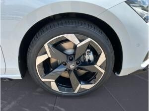 Skoda Superb Combi Sportline 1,5 TSI Plug-in-Hybrid 150 kW 6-Gang-DSG *LEDER*PANO*HEAD-UP* !SOFORT VERFÜGBAR!