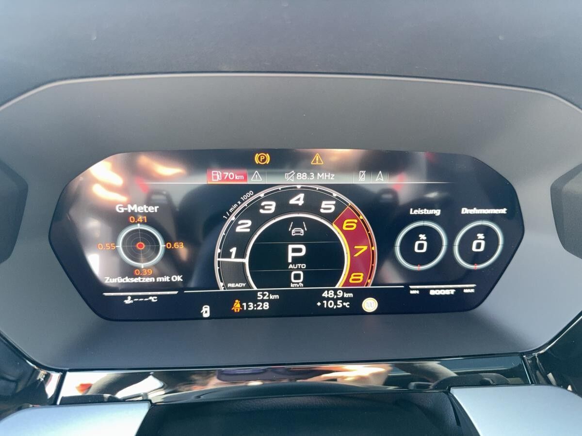 Audi RS3 RS 3 Sportback S tr. PANO RS-Abgas Matrix HUD