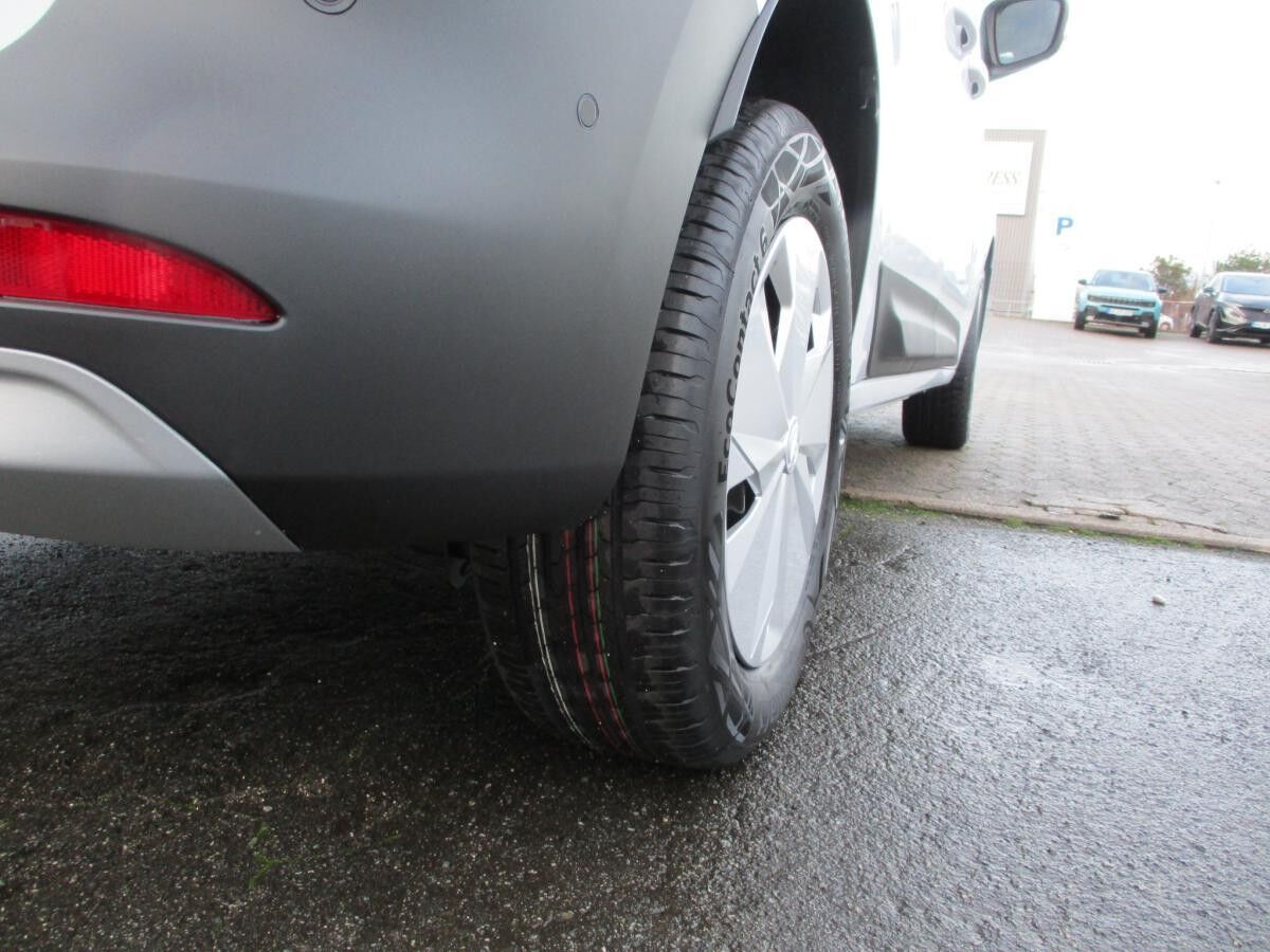 Nissan Townstar DIG-T 130 N-Connecta Kastenwagen Anhängerkupplung & Navi