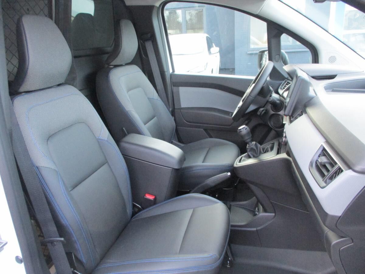 Nissan Townstar DIG-T 130 N-Connecta Kastenwagen Anhängerkupplung & Navi