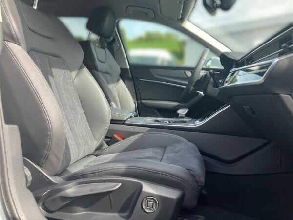 Audi A6 Avant advanced 45 TFSI S-tronic / AHK, LED