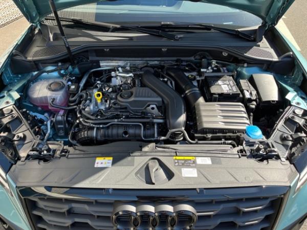 Audi Q2 S line 35 TFSI S tronic LED LEDER