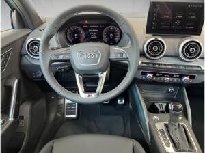 Audi Q2 S line 35 TFSI S tronic LED