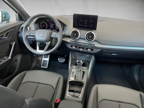 Audi Q2 S line 35 TFSI S tronic LED LEDER