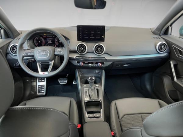 Audi Q2 S line 35 TFSI S tronic LED LEDER