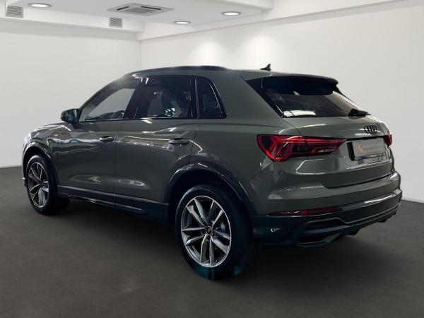 Audi Q3 S line Int. S LED Scheinw. MMI Navi Assistenzpaket Rückfahrkamera