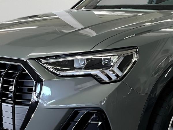Audi Q3 S line Int. S LED Scheinw. MMI Navi Assistenzpaket Rückfahrkamera