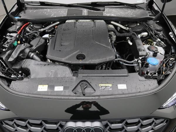 Audi A5 Avant e-hybrid quattro S-tronic | LED,ACC,AHK