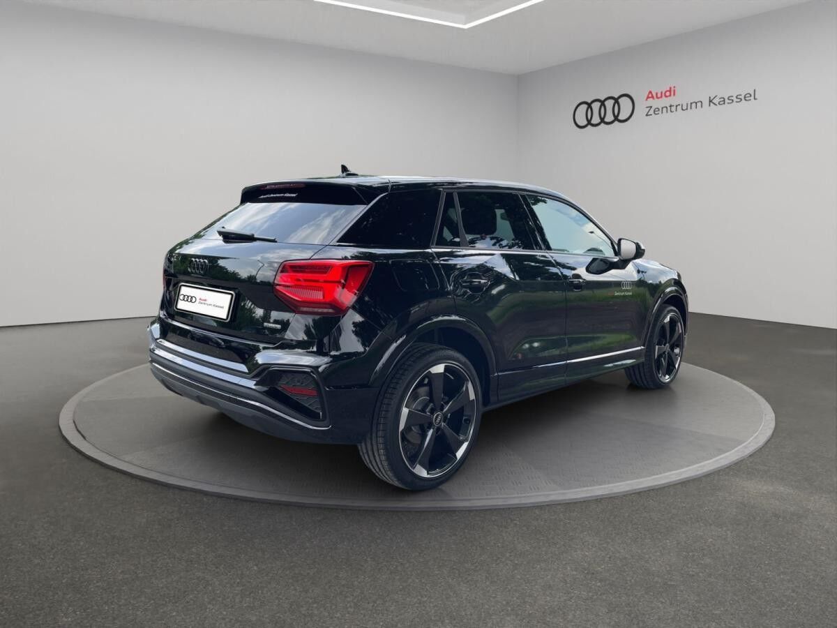 Audi Q2 S line 40 TFSI quattro Matrix Navi Kamera
