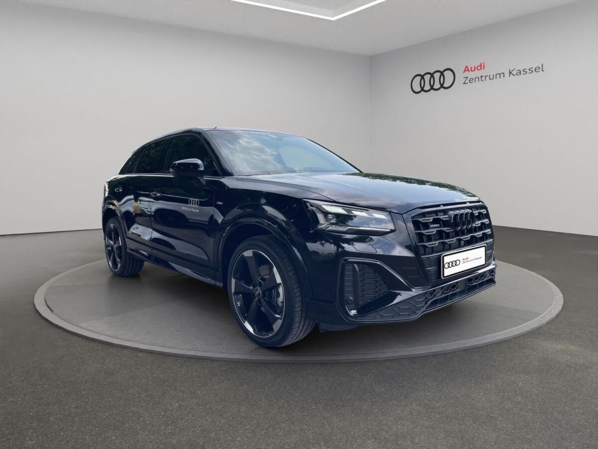Audi Q2 S line 40 TFSI quattro Matrix Navi Kamera