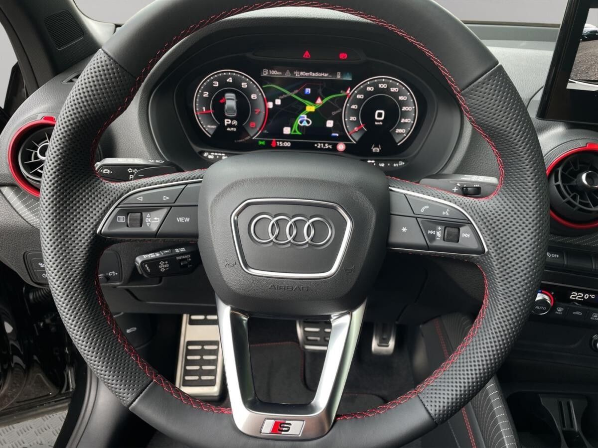 Audi Q2 S line 40 TFSI quattro Matrix Navi Kamera