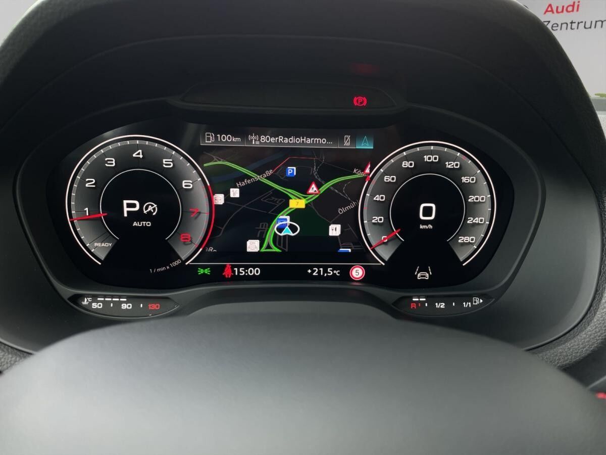 Audi Q2 S line 40 TFSI quattro Matrix Navi Kamera