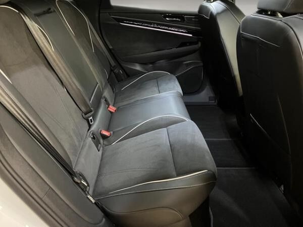 Volkswagen ID.7 Pro S 210 kW - Navi Sitzheizung ACC AHK Leichtmetallräder Wärmepumpe Matrix-LED Travel Assist DAB
