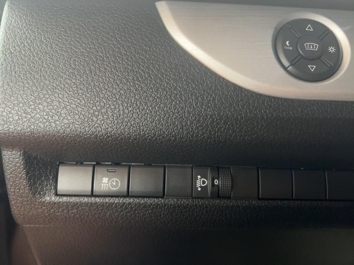 Opel Zafira Life TOURER M 7 SITZER Opel Zafira Life TOURER M 7 SITZER