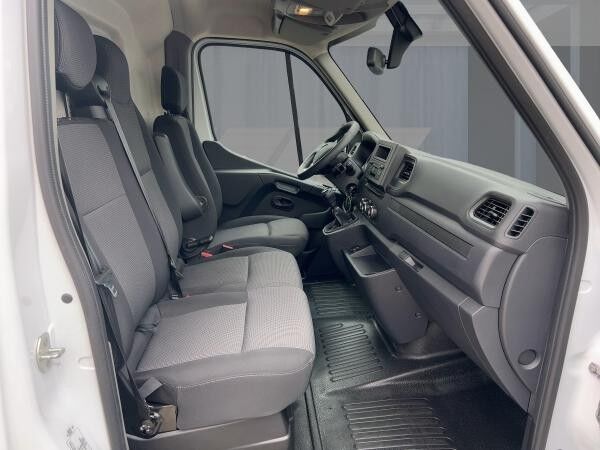 Renault Master 2.3 DCI 150 KOMFORT L2H2 3.5T