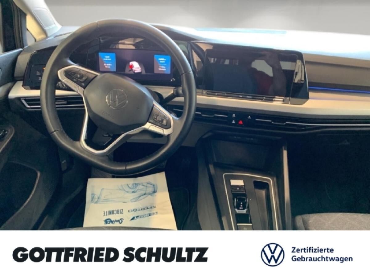 Volkswagen Golf Variant VIII LIFE eTSI DSG NAVI SITZHEIZUNG EINPARKHILFE LED