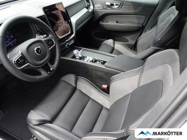 Volvo XC60 T6 AWD Plus Black Edition Recharge /AHK/LED