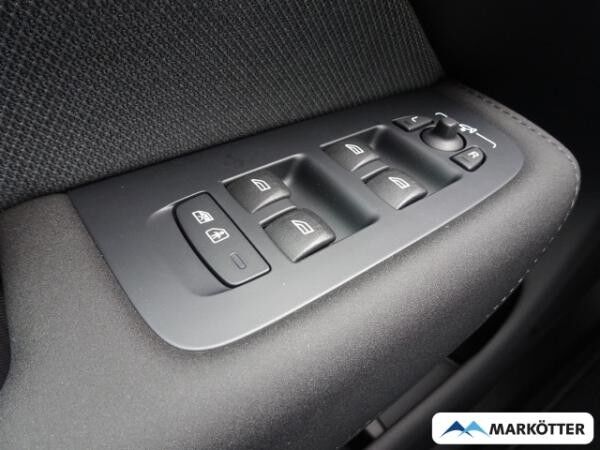 Volvo XC60 T6 AWD Plus Black Edition Recharge /AHK/LED