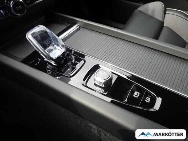Volvo XC60 T6 AWD Plus Black Edition Recharge/LED/AHK/