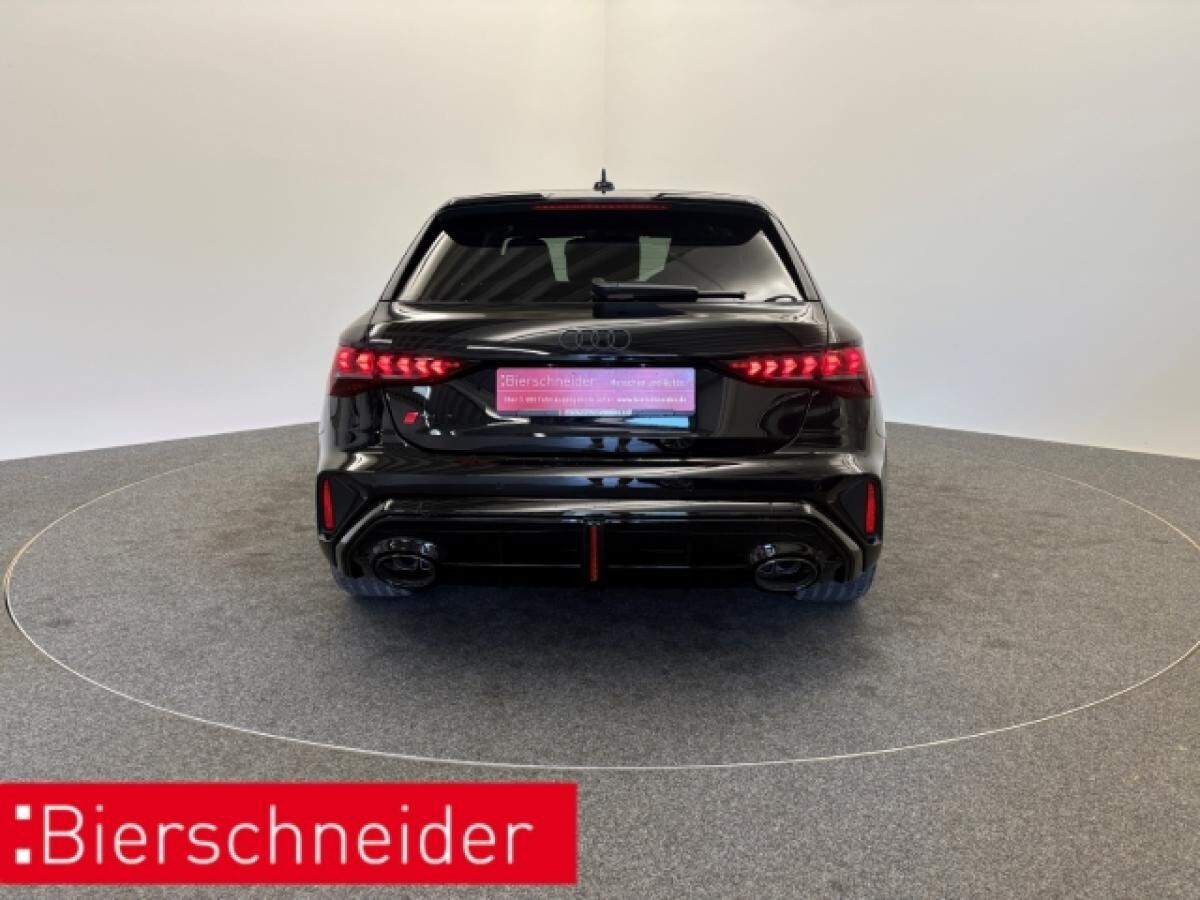 Audi RS3 Sportback GARANTIE EA8 PANO HEADUP SONOS 280KMH MATRIX NAVI LEDER KEYLESS PDC+KAMERA