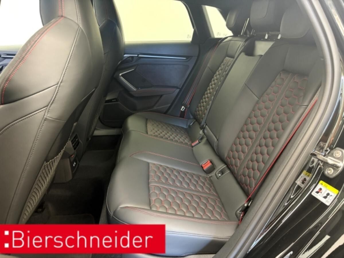 Audi RS3 Sportback GARANTIE EA8 PANO HEADUP SONOS 280KMH MATRIX NAVI LEDER KEYLESS PDC+KAMERA