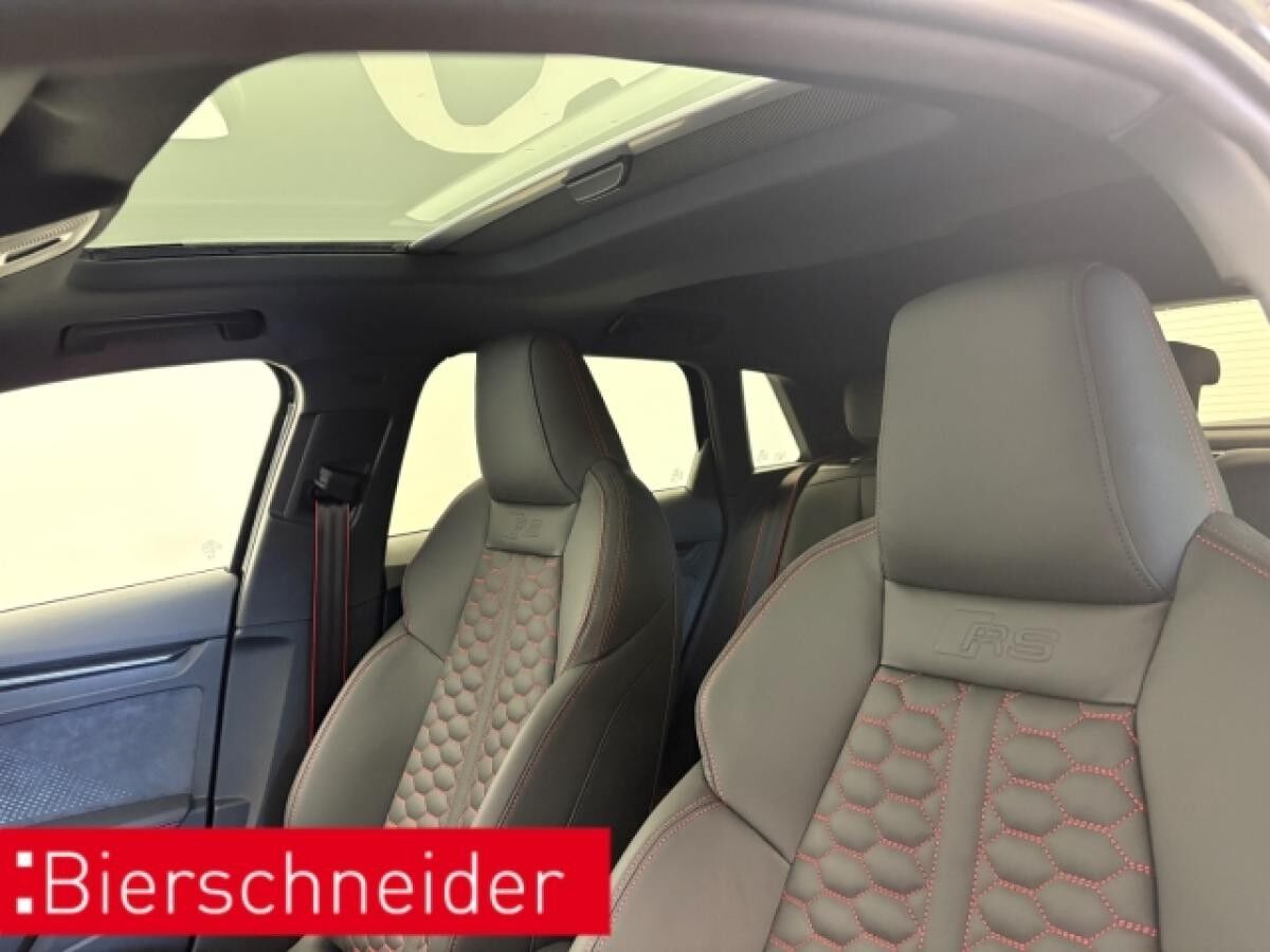 Audi RS3 Sportback GARANTIE EA8 PANO HEADUP SONOS 280KMH MATRIX NAVI LEDER KEYLESS PDC+KAMERA