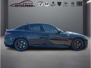 Alfa Romeo Giulia Quadrifoglio MY24 2.9 V6 -*Akrapovic*Navi*Sofort Verfügbar*