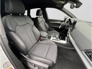 Audi Q5 S line 50 TFSI e quattro S tronic Audi Q5 S line 50 TFSI e quattro S tronic