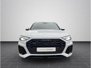 Audi Q5 S line 50 TFSI e quattro S tronic Audi Q5 S line 50 TFSI e quattro S tronic